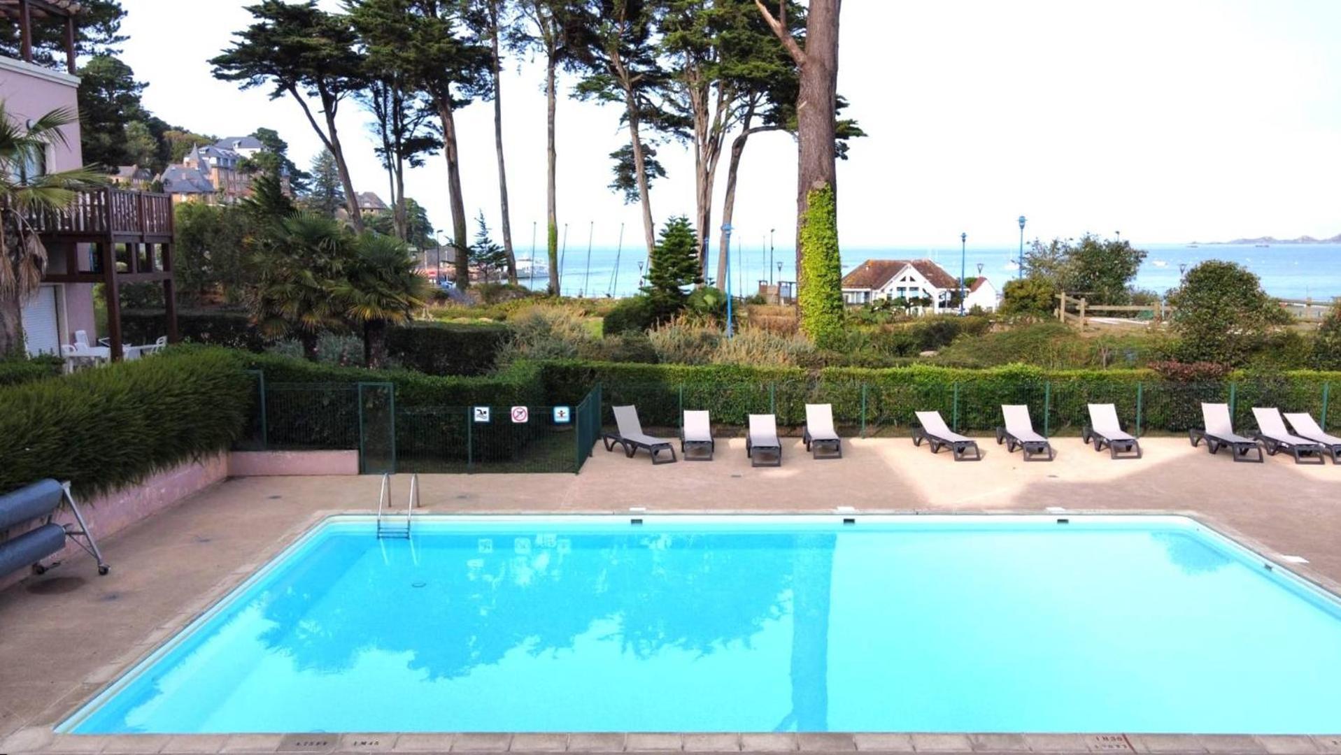 Avec Piscine, De Trestraou A - Ref 505